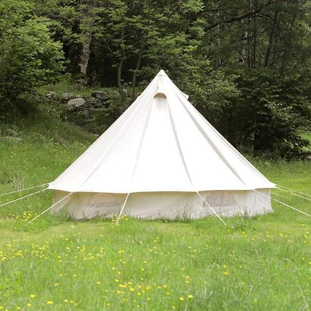 Tente Style Tepee Confort Hotell Latour-de-Carol Eksteriør bilde