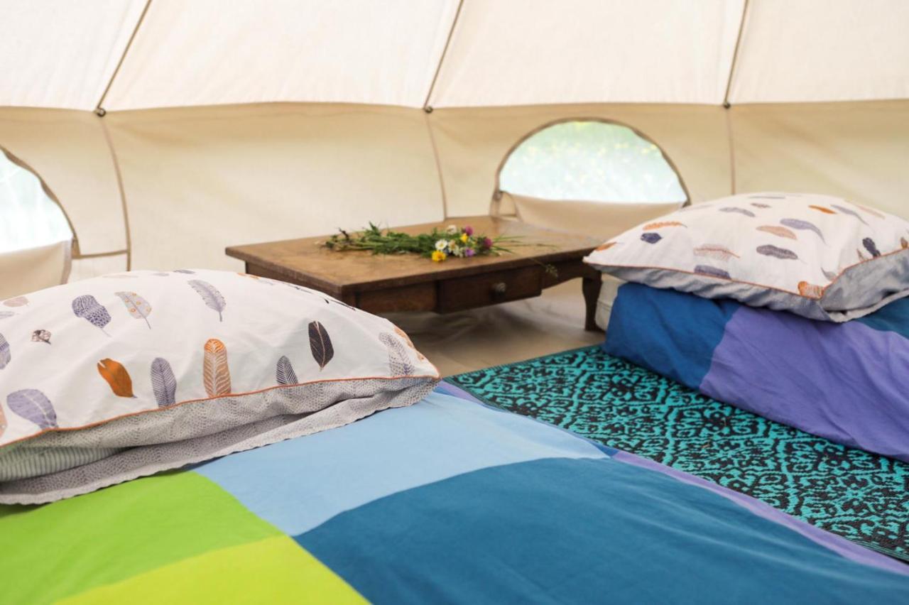 Tente Style Tepee Confort Hotell Latour-de-Carol Eksteriør bilde